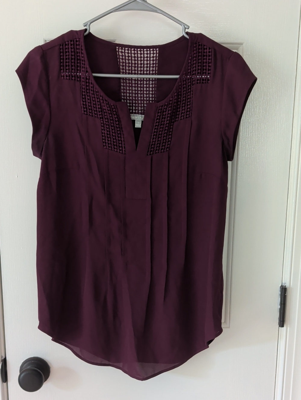 Daniel Rainn Short-Sleeve Blouse in Plum